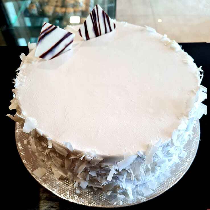 The Best WHITE FOREST CAKE in calicut at Besto Bakes